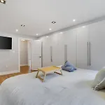 Large Home In Community W/Pools&Skiing