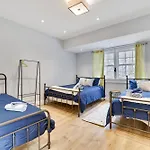 Large Home In Community W/Pools&Skiing